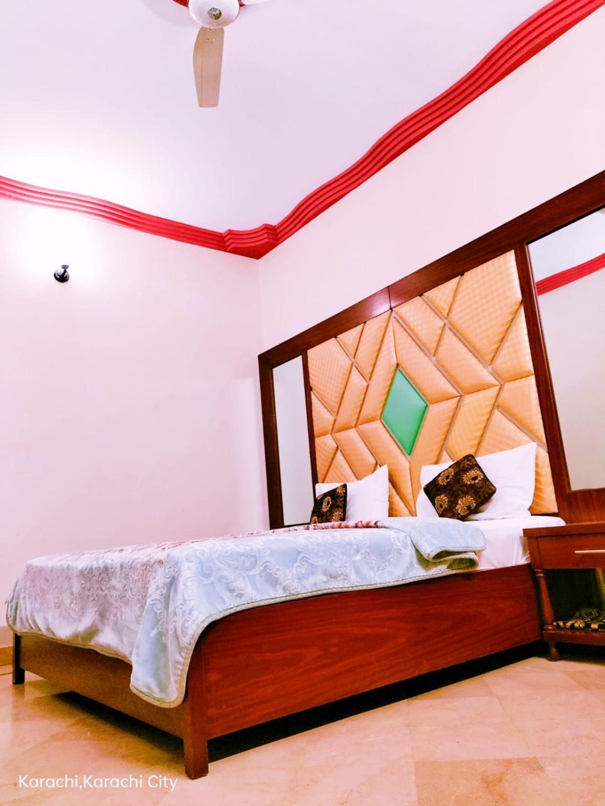 Subhan Palace Guest House Karatschi Exterior foto