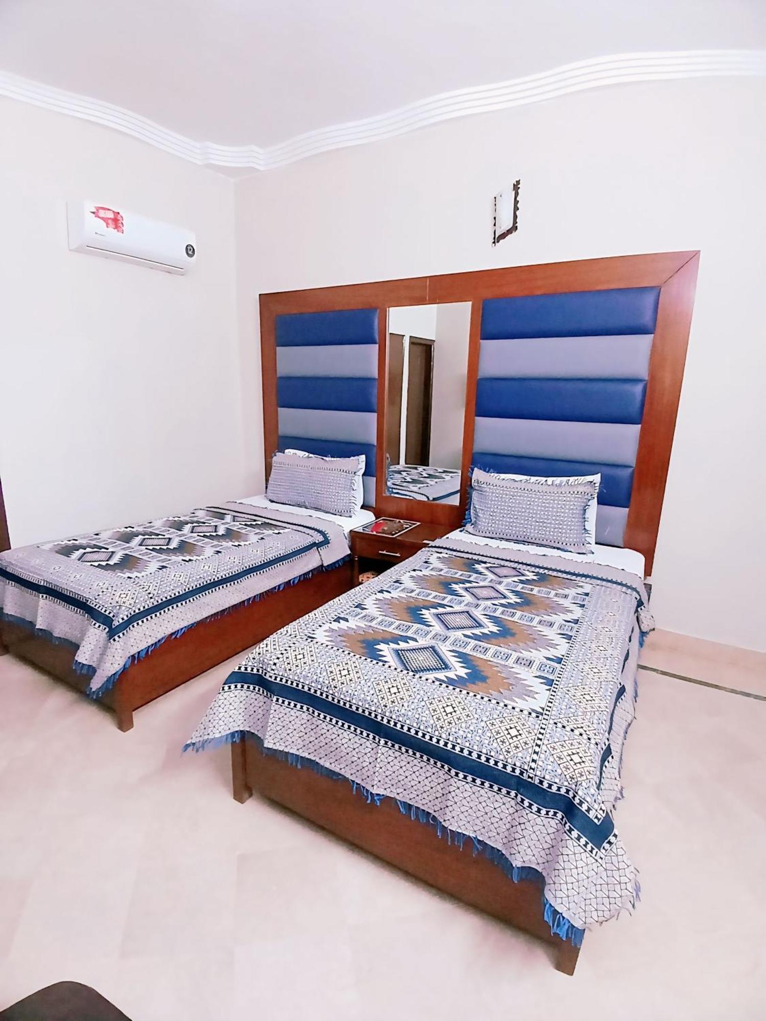 Subhan Palace Guest House Karatschi Zimmer foto